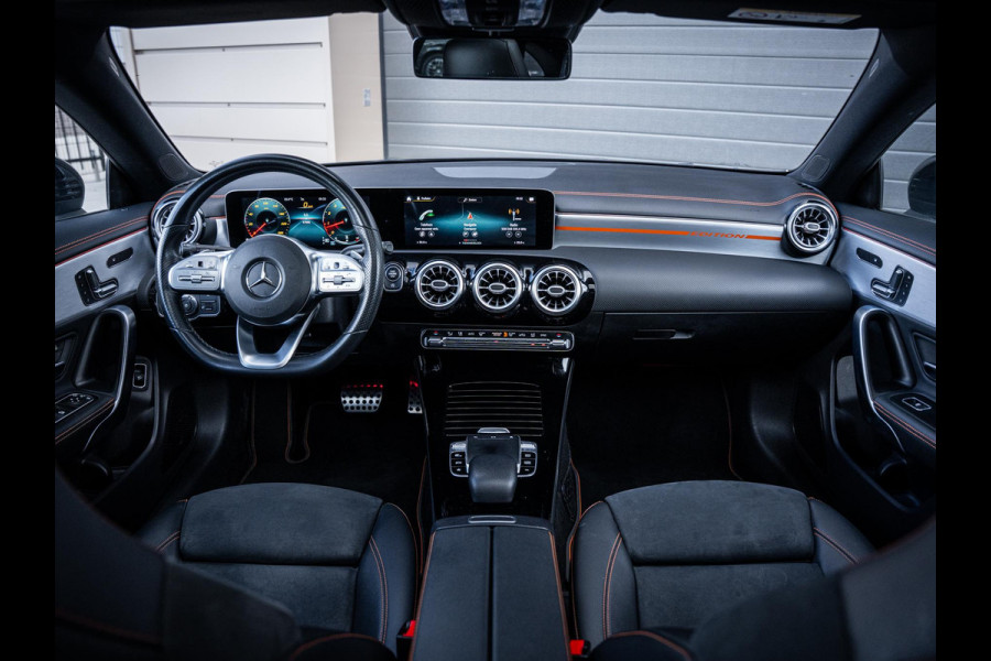 Mercedes-Benz CLA-Klasse Shooting Brake CLA220 Premium Plus - Orange Edit. l Pano l Memory l Sfeerverl.
