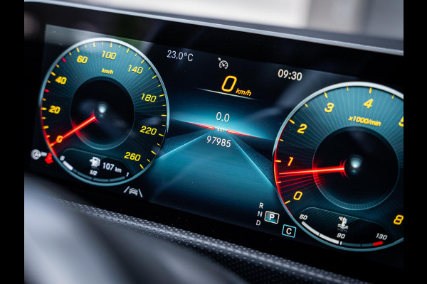 Mercedes-Benz CLA-Klasse Shooting Brake CLA220 Premium Plus - Orange Edit. l Pano l Memory l Sfeerverl.