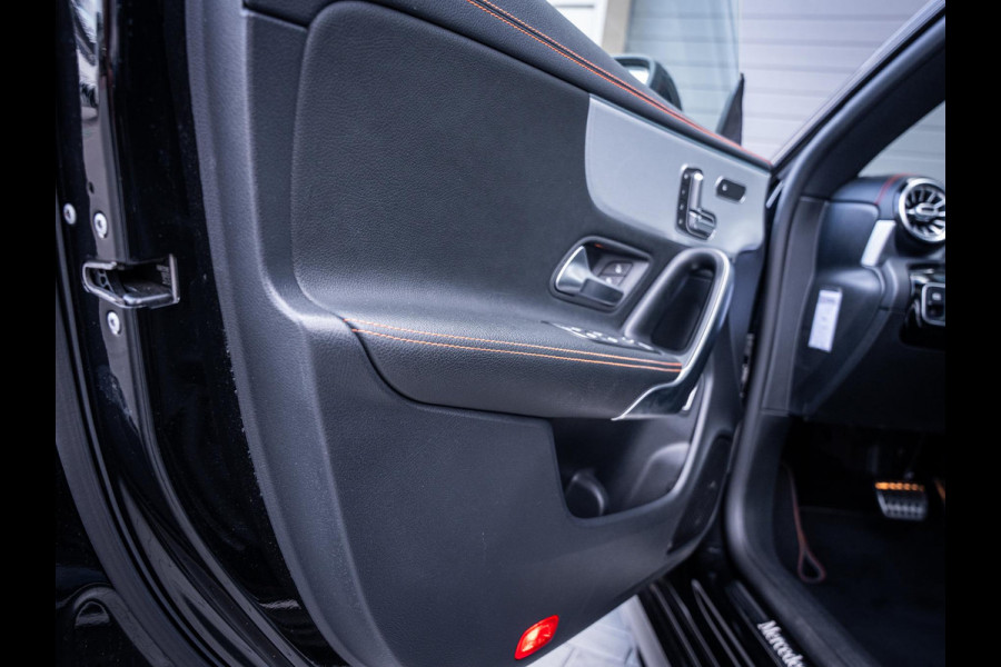 Mercedes-Benz CLA-Klasse Shooting Brake CLA220 Premium Plus - Orange Edit. l Pano l Memory l Sfeerverl.