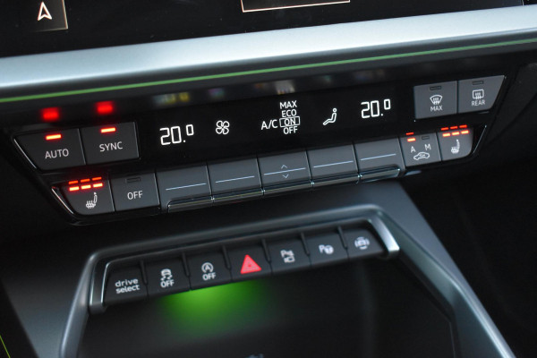 Audi RS3 Sportback 2.5 TFSI RS 3 quattro Hulk Sonos HUD Pano