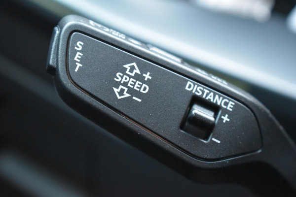Audi RS3 Sportback 2.5 TFSI RS 3 quattro Hulk Sonos HUD Pano