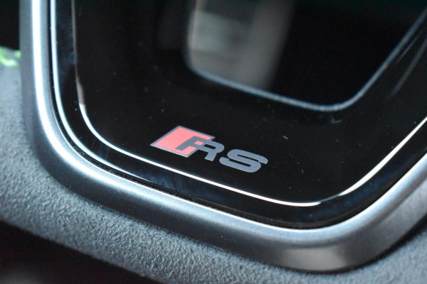 Audi RS3 Sportback 2.5 TFSI RS 3 quattro Hulk Sonos HUD Pano