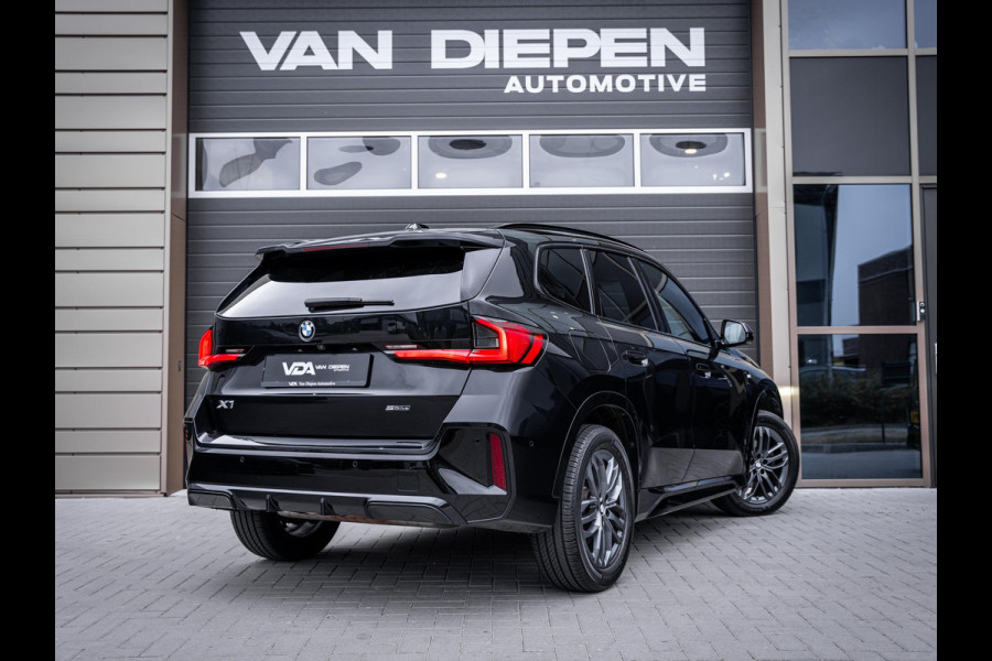 BMW X1 sDrive18i LCI M-Sport l Panorama l H&K l Memory l Trekhaak