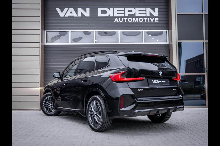 BMW X1 sDrive18i LCI M-Sport l Panorama l H&K l Memory l Trekhaak