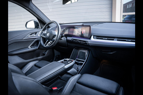 BMW X1 sDrive18i LCI M-Sport l Panorama l H&K l Memory l Trekhaak
