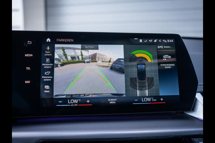 BMW X1 sDrive18i LCI M-Sport l Panorama l H&K l Memory l Trekhaak