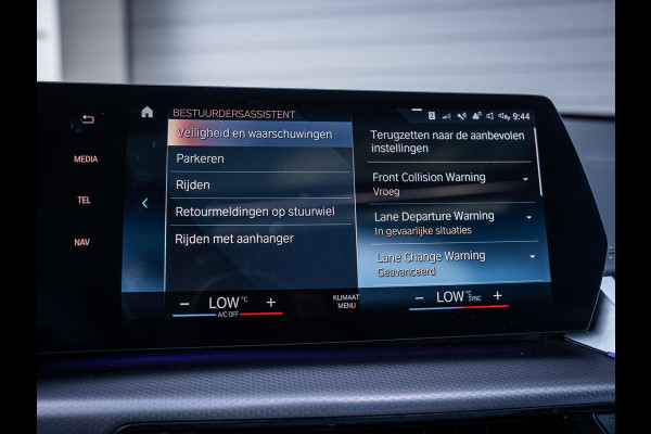 BMW X1 sDrive18i LCI M-Sport l Panorama l H&K l Memory l Trekhaak