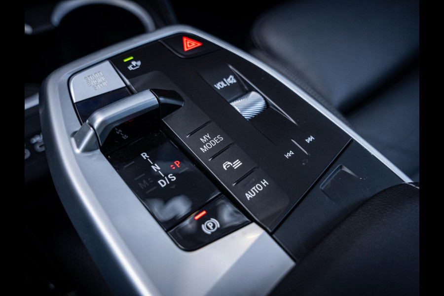BMW X1 sDrive18i LCI M-Sport l Panorama l H&K l Memory l Trekhaak