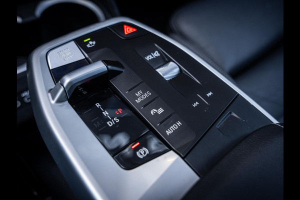 BMW X1 sDrive18i LCI M-Sport l Panorama l H&K l Memory l Trekhaak