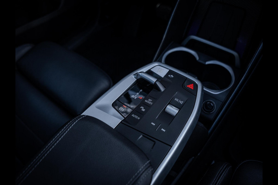 BMW X1 sDrive18i LCI M-Sport l Panorama l H&K l Memory l Trekhaak