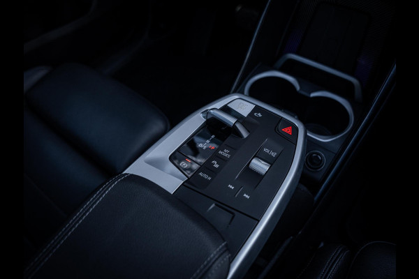 BMW X1 sDrive18i LCI M-Sport l Panorama l H&K l Memory l Trekhaak
