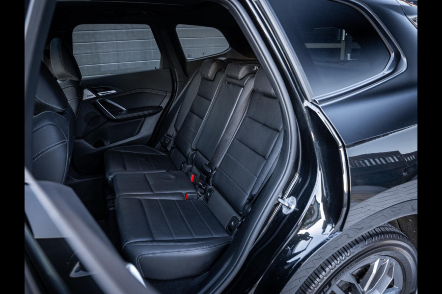 BMW X1 sDrive18i LCI M-Sport l Panorama l H&K l Memory l Trekhaak