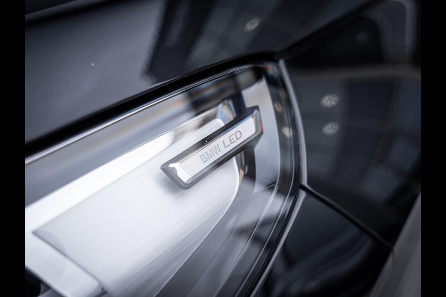 BMW X1 sDrive18i LCI M-Sport l Panorama l H&K l Memory l Trekhaak