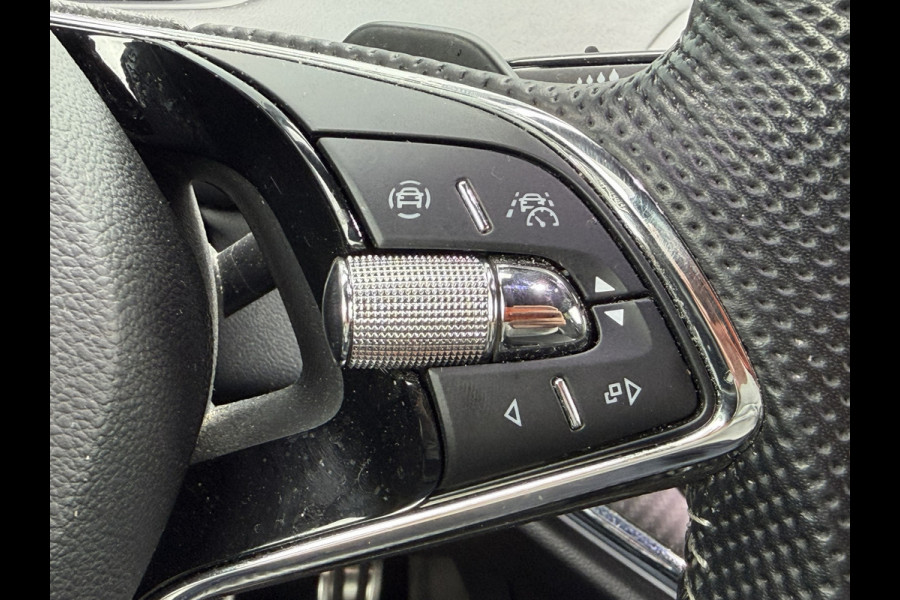 Škoda ENYAQ iV BWJ 2022 | 60 Sportline SOH 91,72% | SPORTSTOELEN | LEER/ALCANTARA | CARPLAY | CAMERA A | CLIMA |