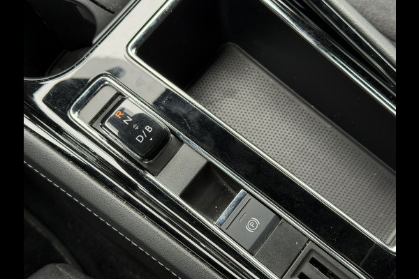 Škoda ENYAQ iV BWJ 2022 | 60 Sportline SOH 91,72% | SPORTSTOELEN | LEER/ALCANTARA | CARPLAY | CAMERA A | CLIMA |