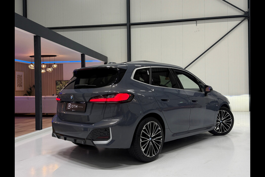 BMW 2 Serie Active Tourer M-Pakket | Pano | HUD | 360° | Harman Kardon |