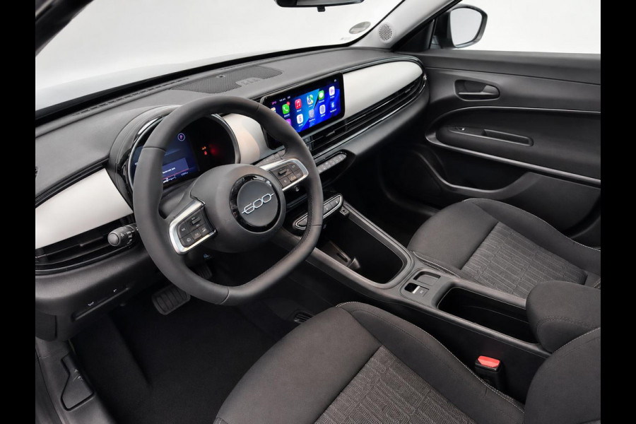 Fiat 600 1.2 Hybrid Icon Wireless CarPlay Stoelverwarming Cruise Control PDC+Camera achter Full  LED Virtual Cockpit