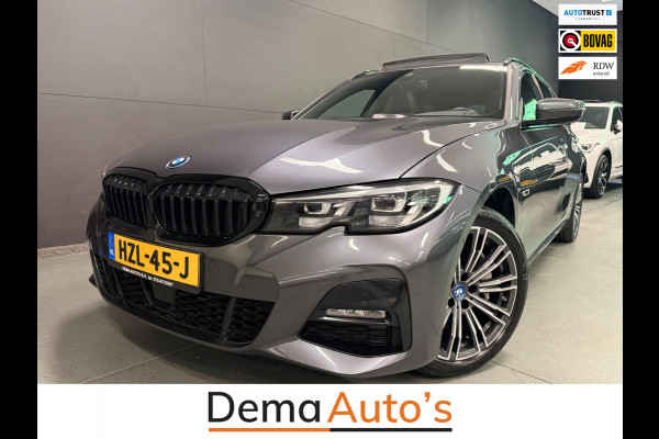 BMW 3 Serie Touring 330e M-SPORT SOH 98%/PANO/H-KARDON/V-COCKPIT/NAVI/CAM/DAB/CARPLAY///