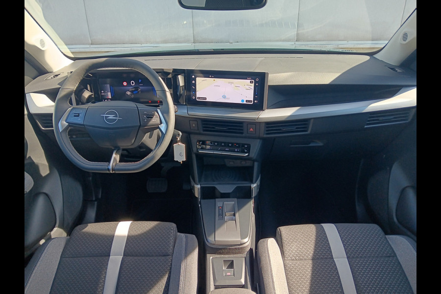 Opel Frontera 1.2 Turbo GS Hybrid 110 PK Automaat