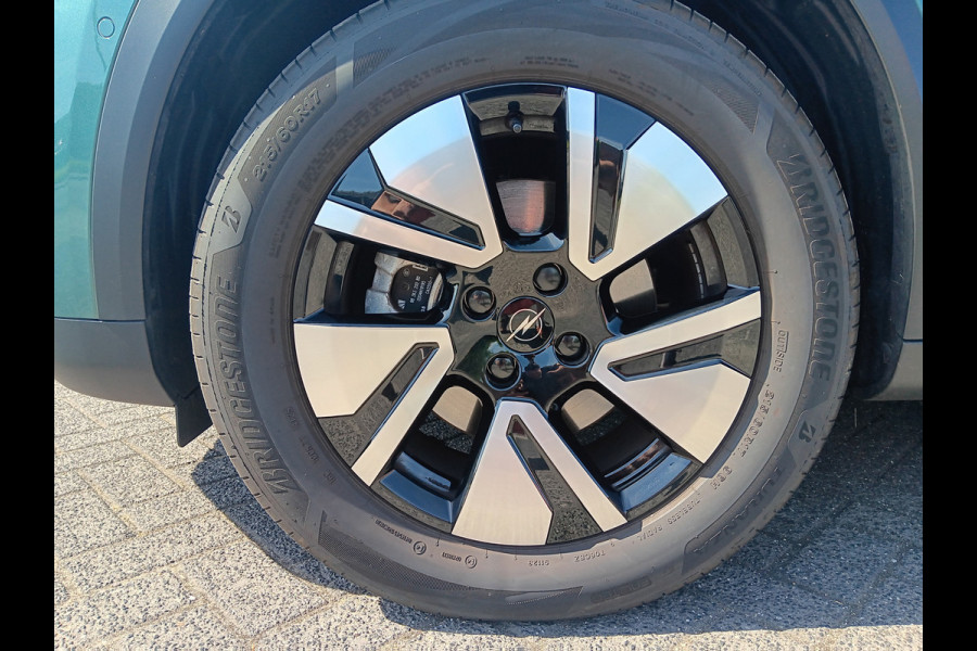 Opel Frontera 1.2 Turbo GS Hybrid 110 PK Automaat