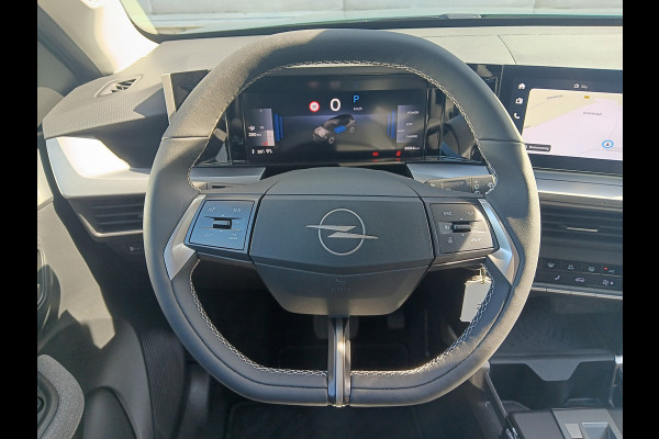 Opel Frontera 1.2 Turbo GS Hybrid 110 PK Automaat