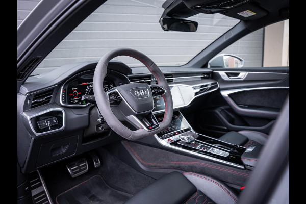 Audi RS6 Avant C8 4.0 V8 TFSI quattro - Dynamic + l Ceramic l 4WS l HUD