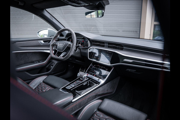 Audi RS6 Avant C8 4.0 V8 TFSI quattro - Dynamic + l Ceramic l 4WS l HUD