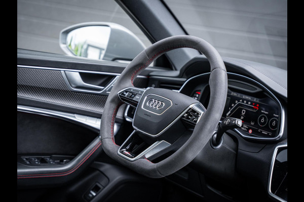 Audi RS6 Avant C8 4.0 V8 TFSI quattro - Dynamic + l Ceramic l 4WS l HUD