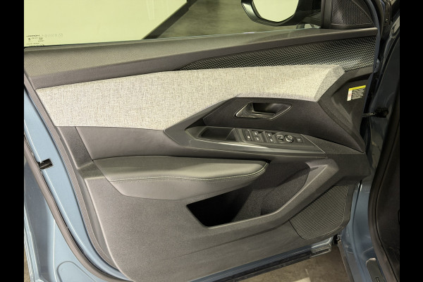 Peugeot E-5008 Allure 73 kWh 7p | Luxe Leder