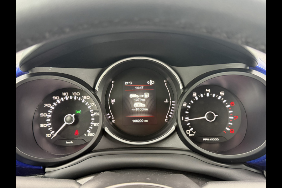 Fiat 500L BWJ 2018 | 0.9 TwinAir 105PK PopStar | TREKHAAK | NAVI | AIRCO | LICHTMETAAL | BLUETOOTH |