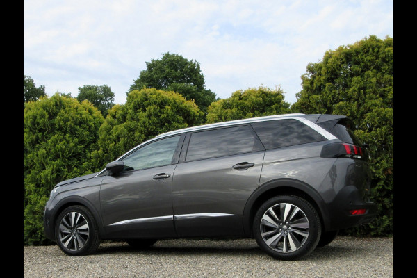 Peugeot 5008 1.2 PureTech Allure Automaat * 7-pers. * Panorama *