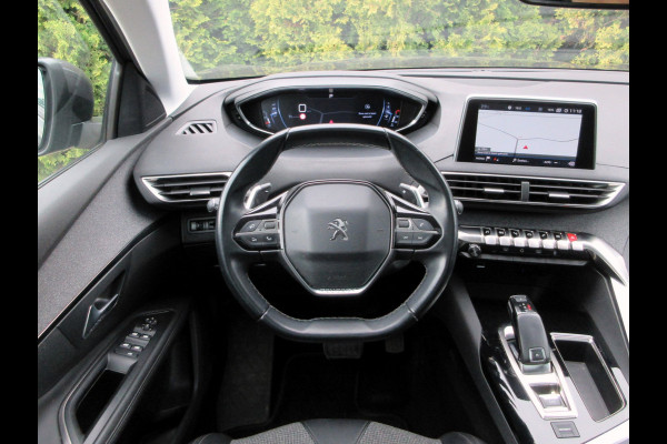 Peugeot 5008 1.2 PureTech Allure Automaat * 7-pers. * Panorama *