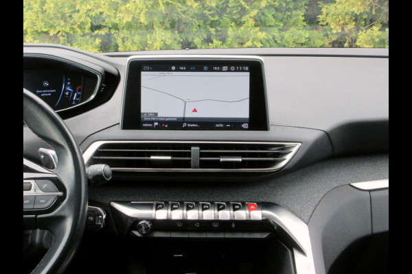 Peugeot 5008 1.2 PureTech Allure Automaat * 7-pers. * Panorama *