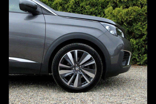 Peugeot 5008 1.2 PureTech Allure Automaat * 7-pers. * Panorama *
