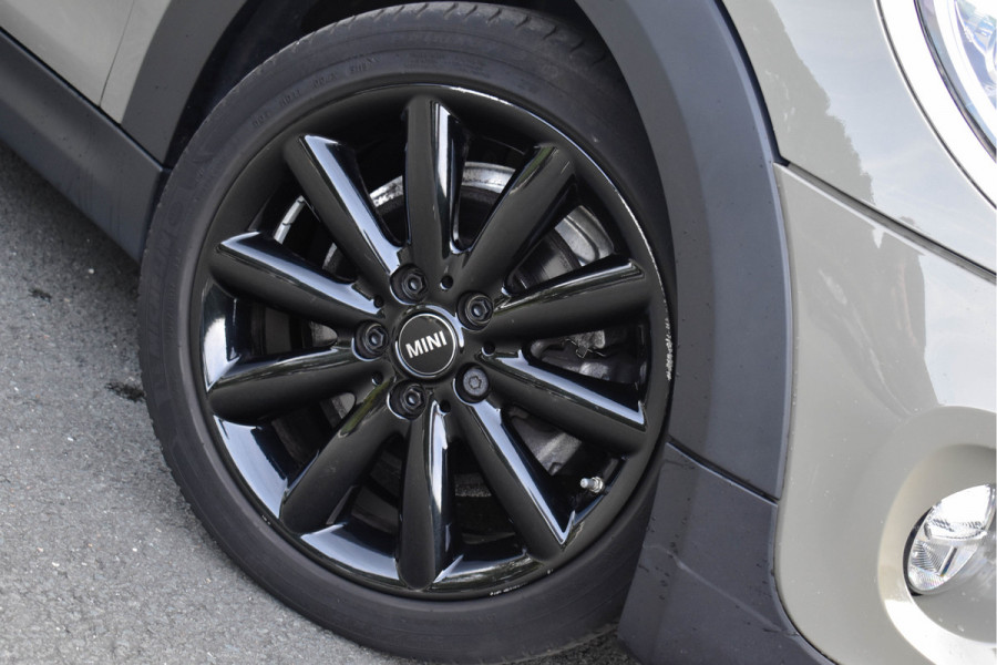 MINI 3-deurs 1.5 Cooper Chili | Xenon | Carplay | Navi | Sportstoelen
