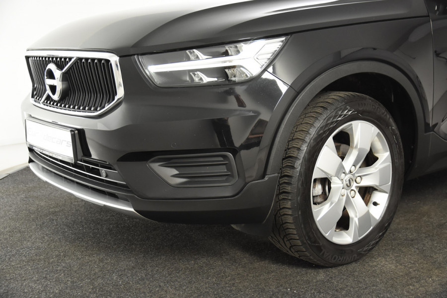 Volvo XC40 2.0 D3 Momentum *Navigatie*Trekhaak*Standkachel*