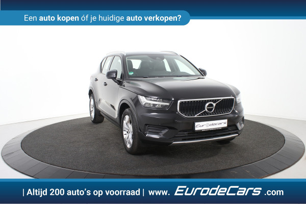 Volvo XC40 2.0 D3 Momentum *Navigatie*Trekhaak*Standkachel*