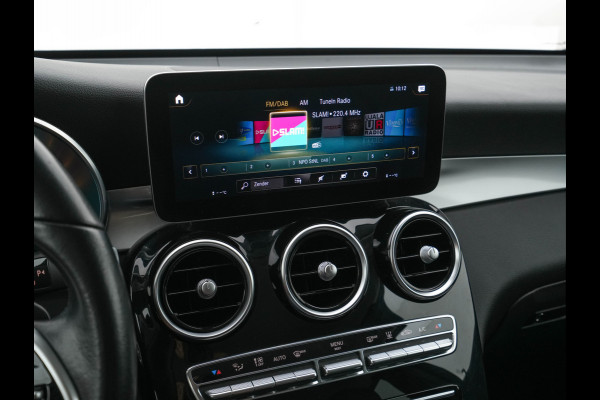 Mercedes-Benz GLC 300e 4MATIC Business Solution (Plug-In) {SoH-94%} (INCL-BTW) *LEATHER | FULL-LED | DIGI-COCKPIT | KEYLESS | DAB | HEATED-SPORTSEATS | CAMERA | PRIVACY-GLASS | NAVI-FULLMAP | ECC | PDC | CRUISE | 18''ALU*