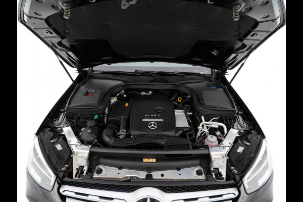 Mercedes-Benz GLC 300e 4MATIC Business Solution (Plug-In) {SoH-94%} (INCL-BTW) *LEATHER | FULL-LED | DIGI-COCKPIT | KEYLESS | DAB | HEATED-SPORTSEATS | CAMERA | PRIVACY-GLASS | NAVI-FULLMAP | ECC | PDC | CRUISE | 18''ALU*