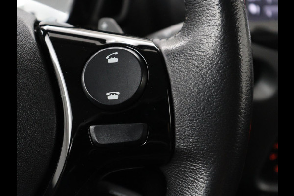 Toyota Aygo 1.0 VVT-i x-joy | Trekhaak | Camera | DAB | Automaat | Carplay | Climate control | Cruise control | LED