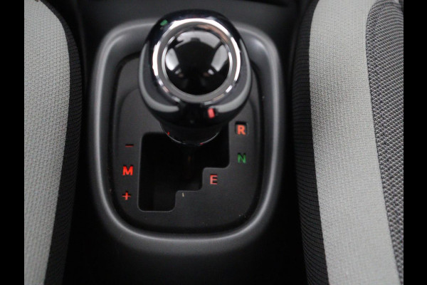 Toyota Aygo 1.0 VVT-i x-joy | Trekhaak | Camera | DAB | Automaat | Carplay | Climate control | Cruise control | LED
