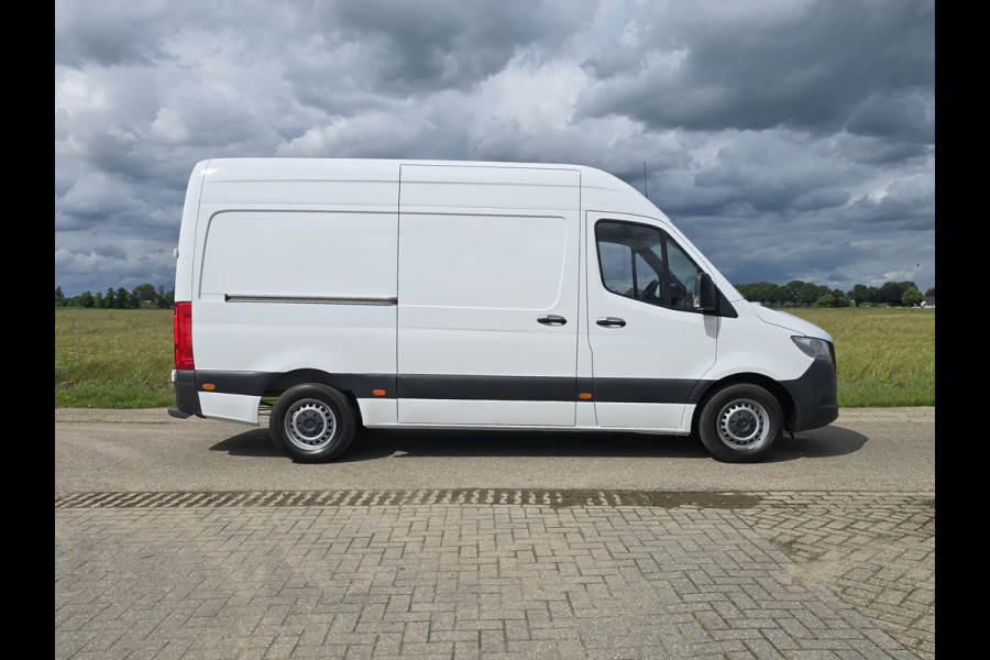 Mercedes-Benz Sprinter 315 1.9 CDI L2 H2 RWD - 150 Pk - Euro 6 - ParkeerCamera - Airco - Cruise Control