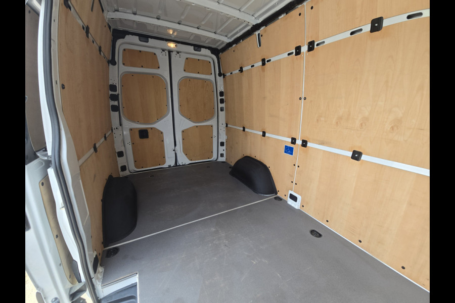 Mercedes-Benz Sprinter 315 1.9 CDI L2 H2 RWD - 150 Pk - Euro 6 - ParkeerCamera - Airco - Cruise Control