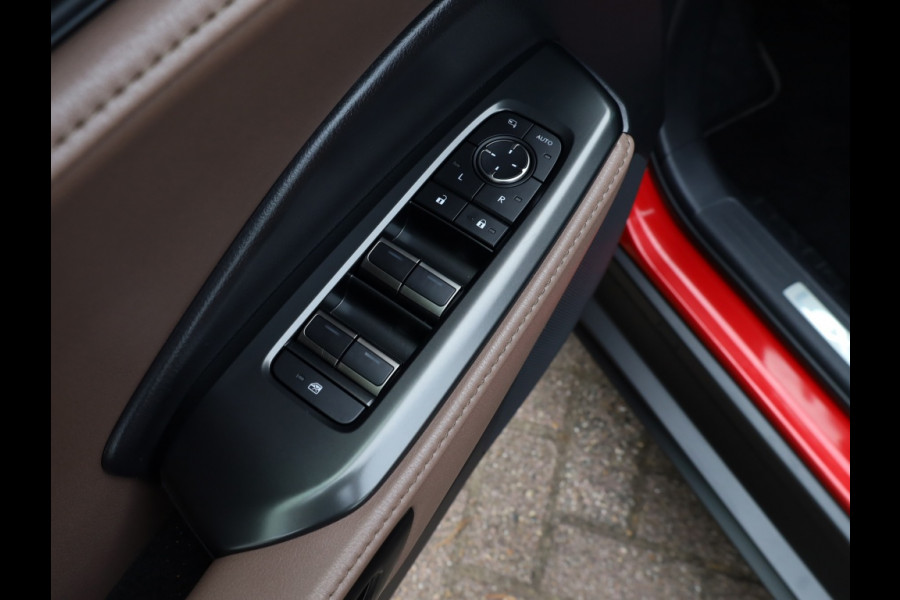 Lexus LBX Elegant 2WD | Advanced Pack | 360 Camera | Mark Levinson