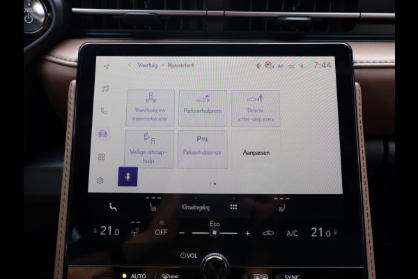 Lexus LBX Elegant 2WD | Advanced Pack | 360 Camera | Mark Levinson