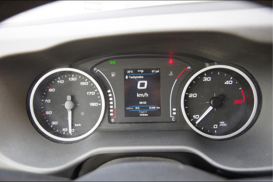 Iveco Daily 35C18 3.0 180PK AUT. N1! DUBBELLUCHT BAKWAGEN, LAADKLEP, ZIJDEUR, 3-ZITS, CLIMA, CRUISE, LED, NAVI, CARPLAY
