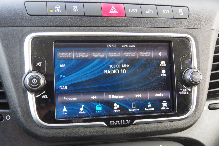 Iveco Daily 35C18 3.0 180PK AUT. N1! DUBBELLUCHT BAKWAGEN, LAADKLEP, ZIJDEUR, 3-ZITS, CLIMA, CRUISE, LED, NAVI, CARPLAY