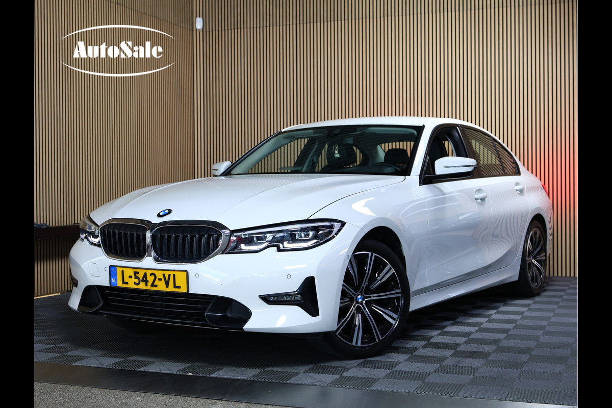 BMW 3 Serie 318i Business Edition AVM SPORTLEDER NAVI CARPLAY DIGI DASH '21