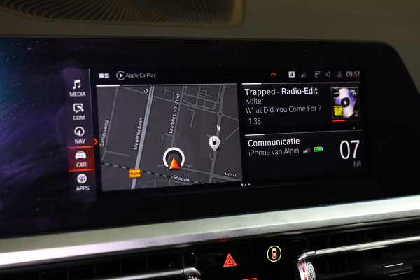 BMW 3 Serie 318i Business Edition AVM SPORTLEDER NAVI CARPLAY DIGI DASH '21