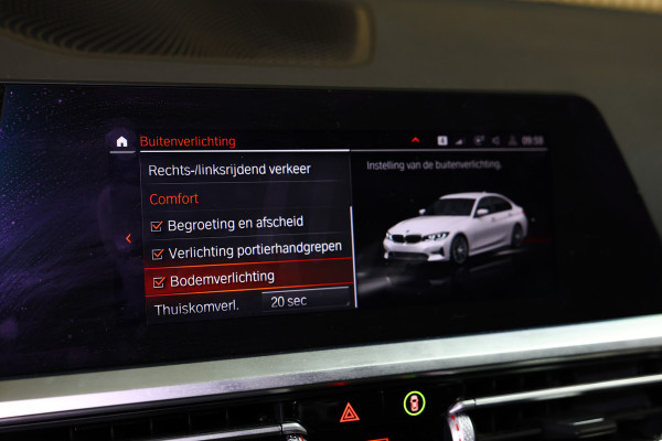 BMW 3 Serie 318i Business Edition AVM SPORTLEDER NAVI CARPLAY DIGI DASH '21